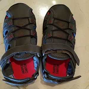 Harper Canyon Boys Sandal Size 10, BN